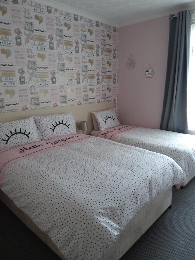 Hotel 33 Blackpool Bagian luar foto