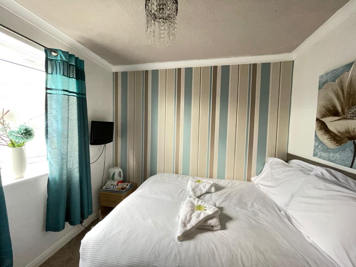 Hotel 33 Blackpool Bagian luar foto