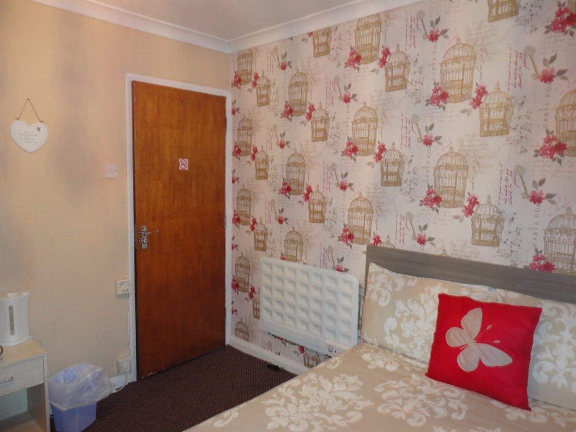 Hotel 33 Blackpool Bagian luar foto